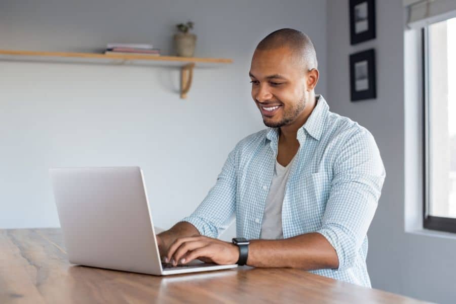 student accessing study materials on myunisa