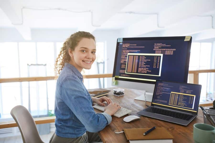 female software developer